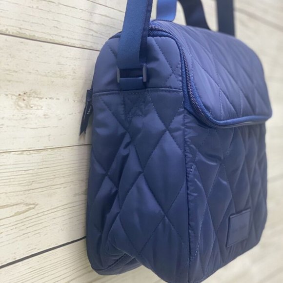 Vera Bradley New Ultralight Lunch Crossbody Scroll Navy Insulated NWT 29825-T84 - Picture 4 of 9